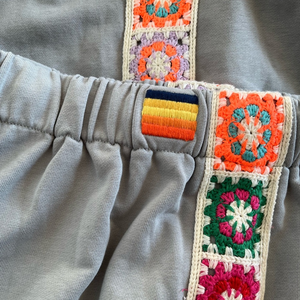 POL Grey Granny Squares Pants - Size L - NWT - Picture 7 of 8